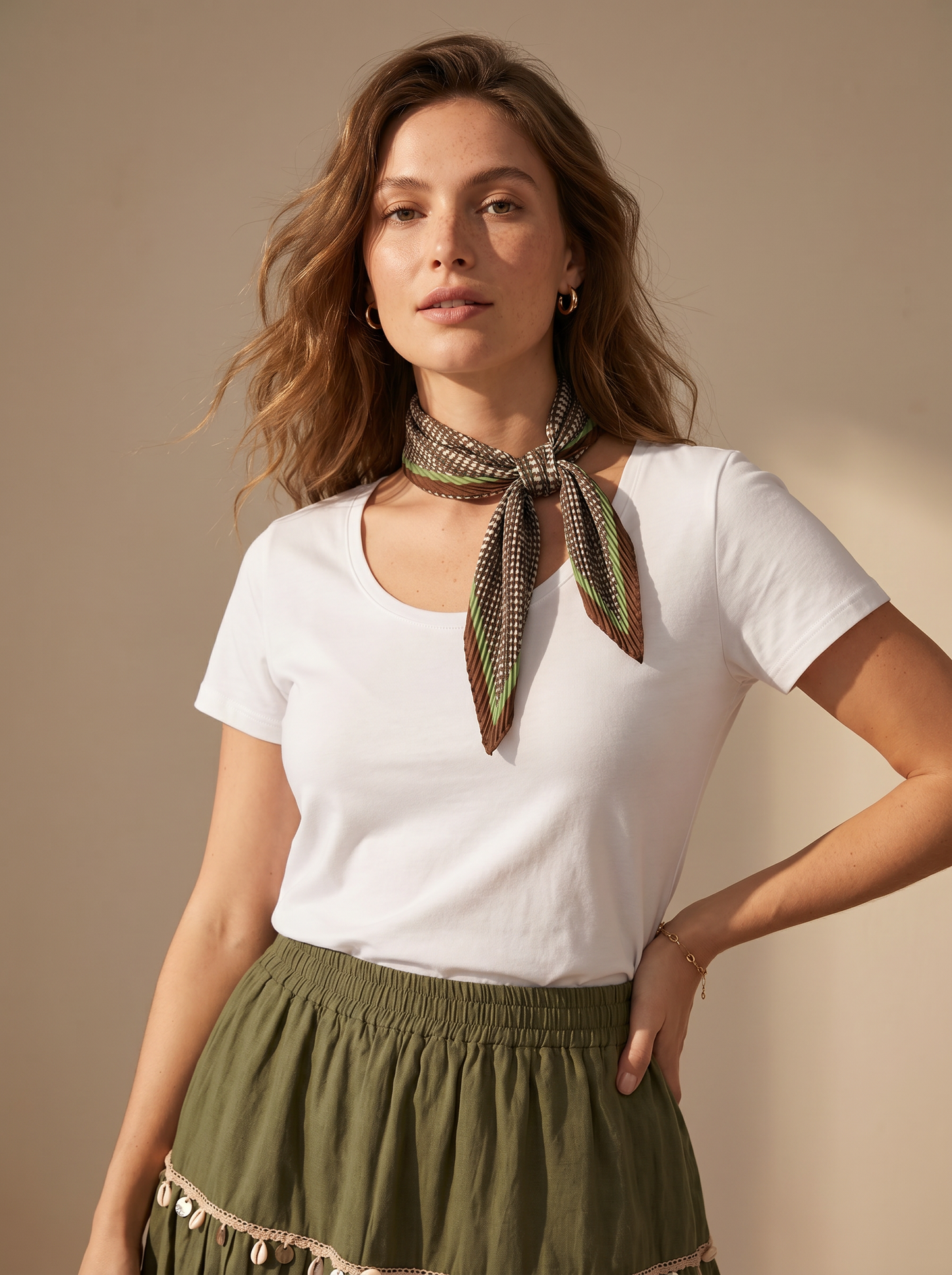 Elegant Geometric Pattern Bandana with Double Border