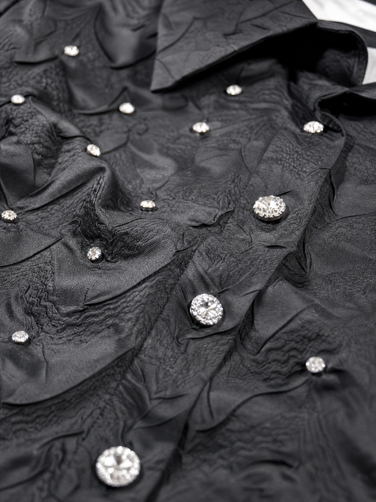 Blouse with delicate details