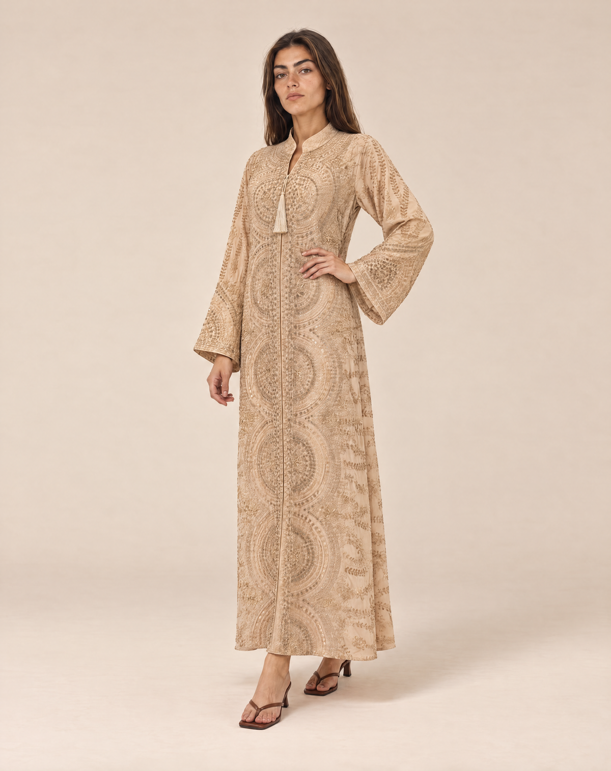 Luxurious embroidered women's jalabiya - Elegant and long jalabiya for special occasions
