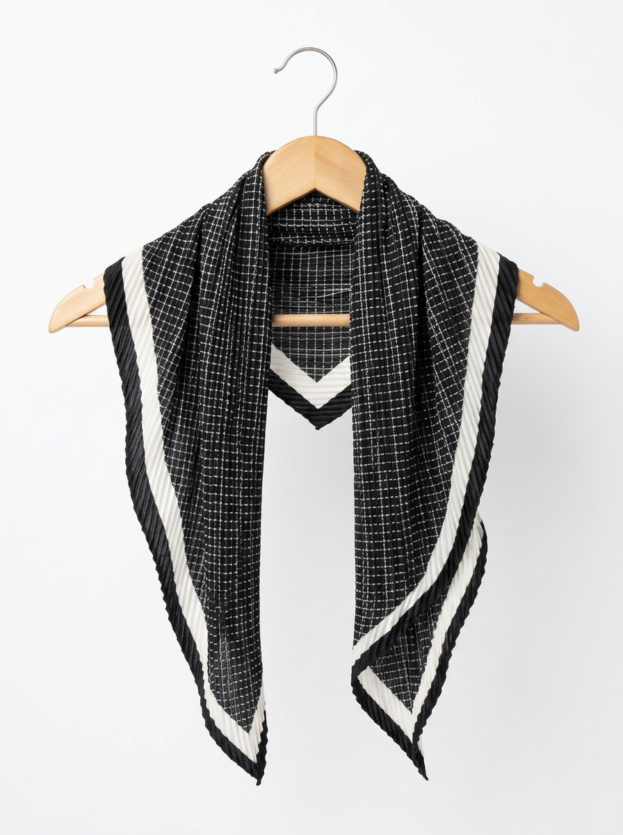 Elegant Geometric Pattern Bandana with Double Border