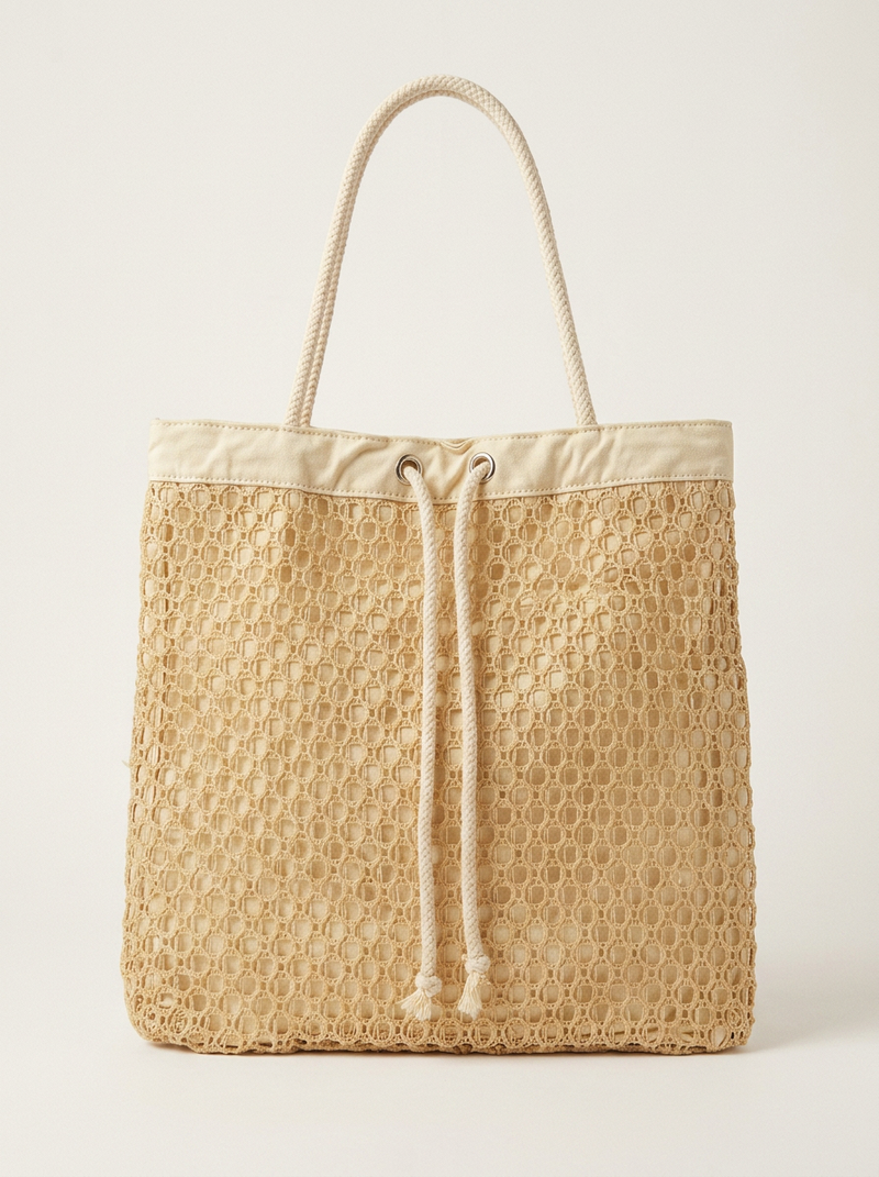 Stylish mesh beach bag with front tie