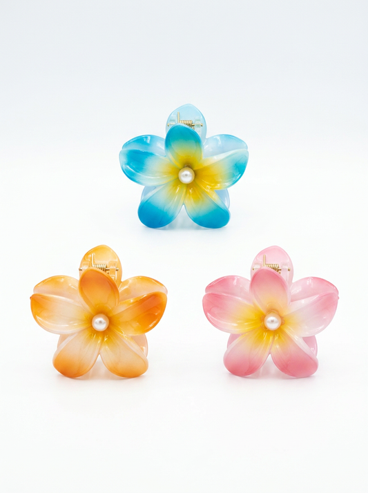 3 lightweight plastic flower hair clips