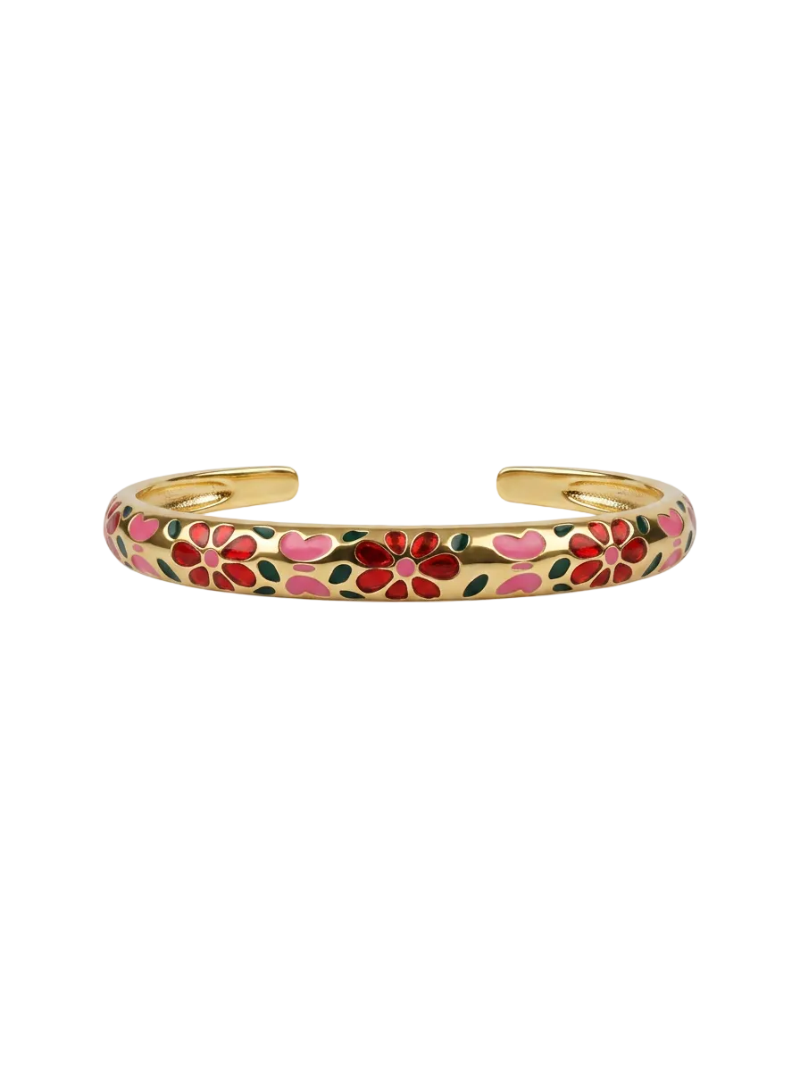 Summer bracelet with summer colors
